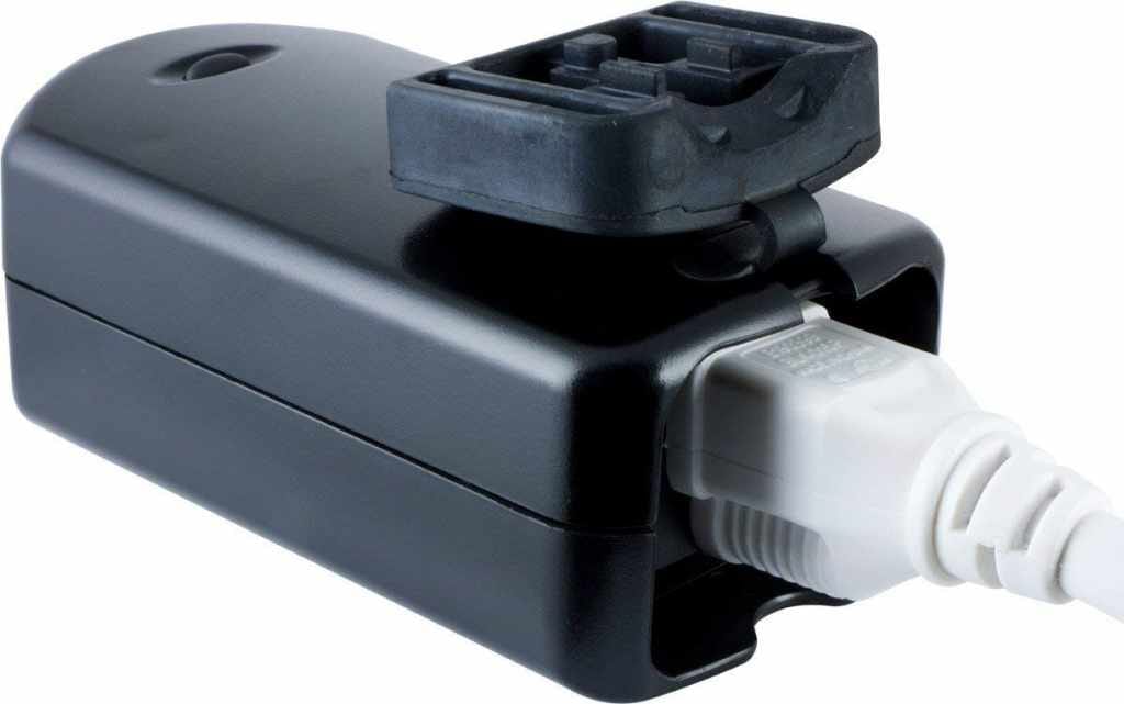 GE Z-Wave Outdoor Switch Plugged in example ATB